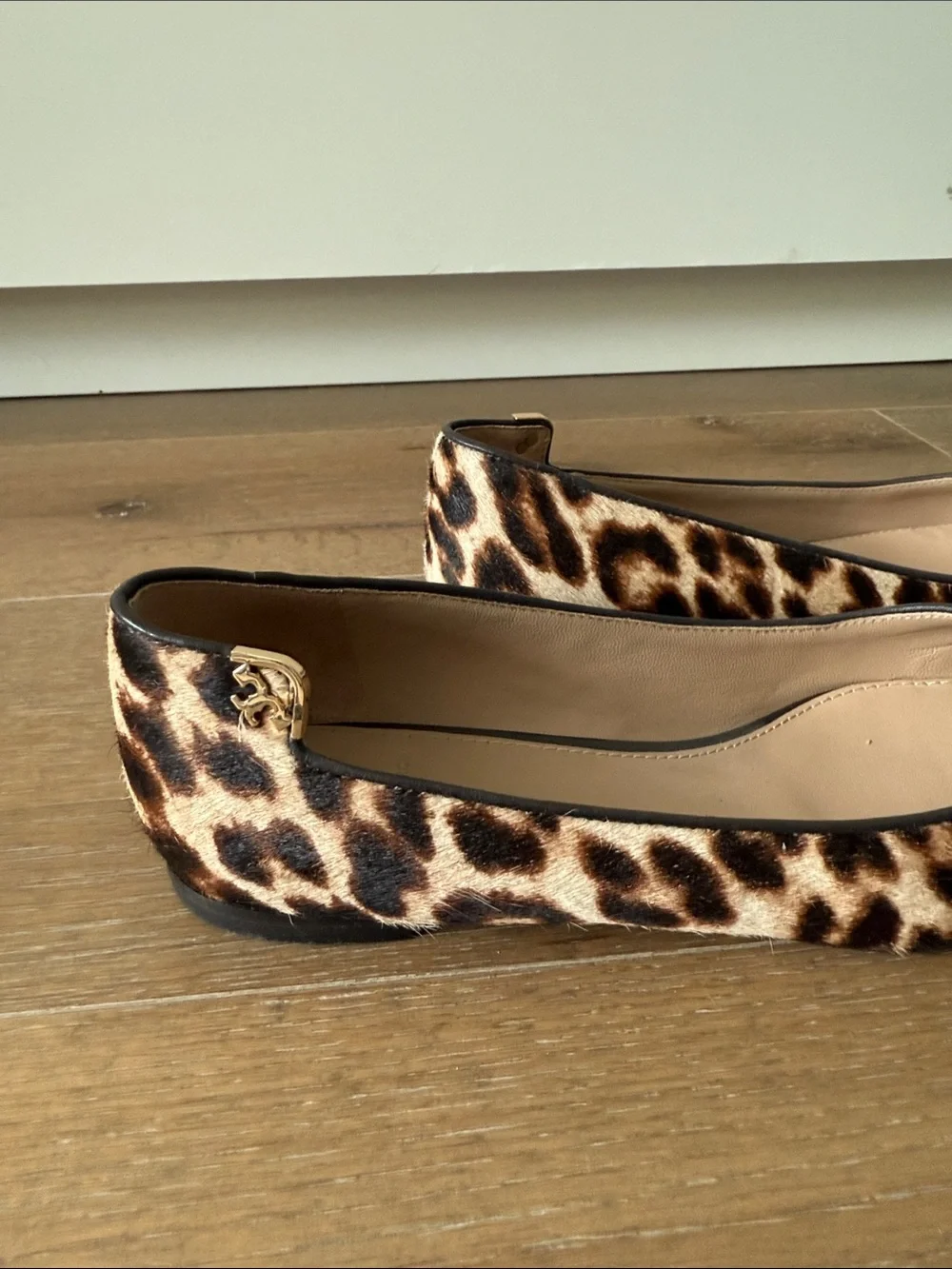 Tory Burch Leopard-Pattern Pointed Toe Flats - Brown & Black